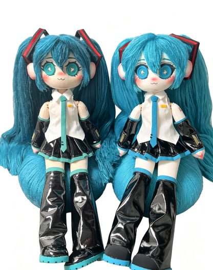Hatsune Miku （30CM)
